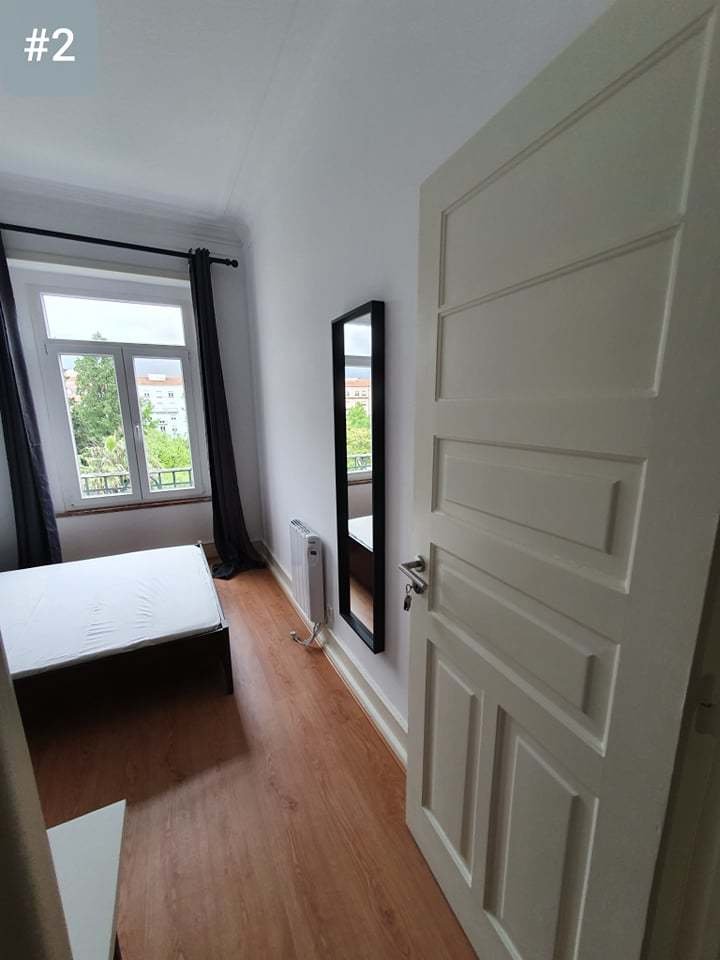 Bright Double Room 2 with Desk & Balcony Access