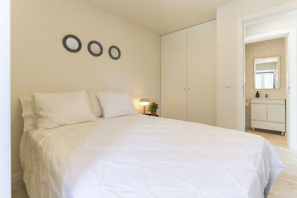 Studio Bedroom — photo 4