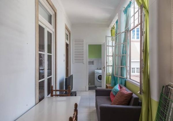 Sunny Room 4 with Ample Window — photo 11