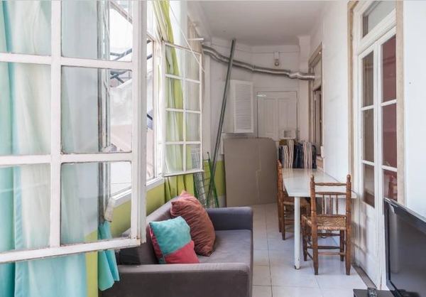 Sunny Room 4 with Ample Window — photo 12