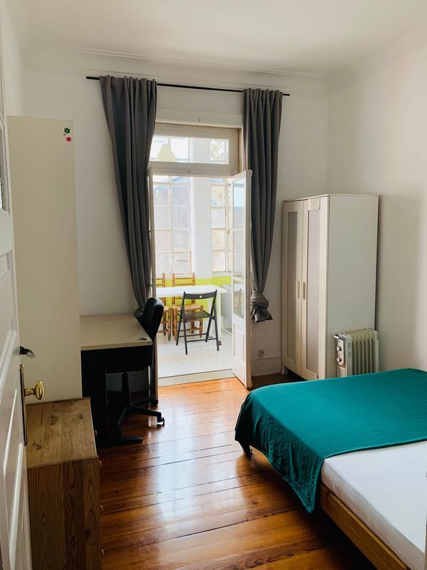 Sunny Room 4 with Ample Window — photo 26