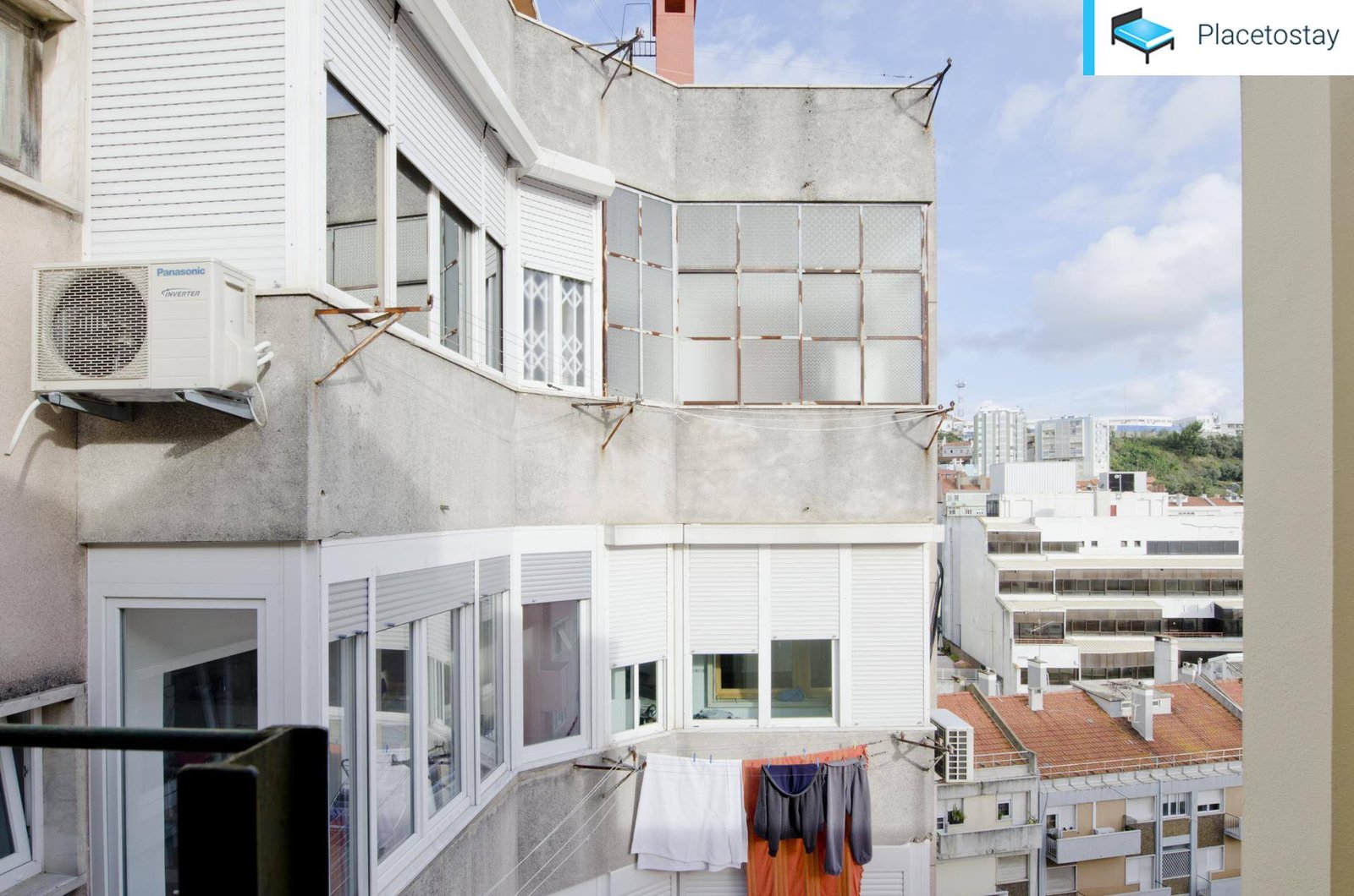 Bright & Beautiful Room 4 in São Jorge de Arroios — photo 12