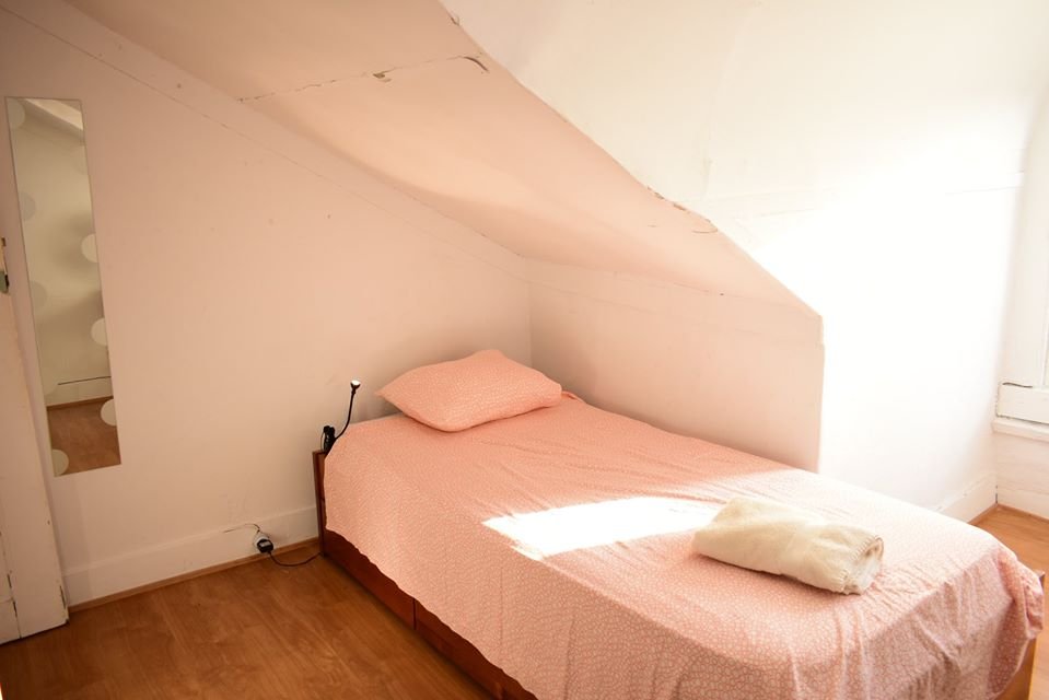 Bright & Beautiful Room 4 in São Jorge de Arroios — photo 20