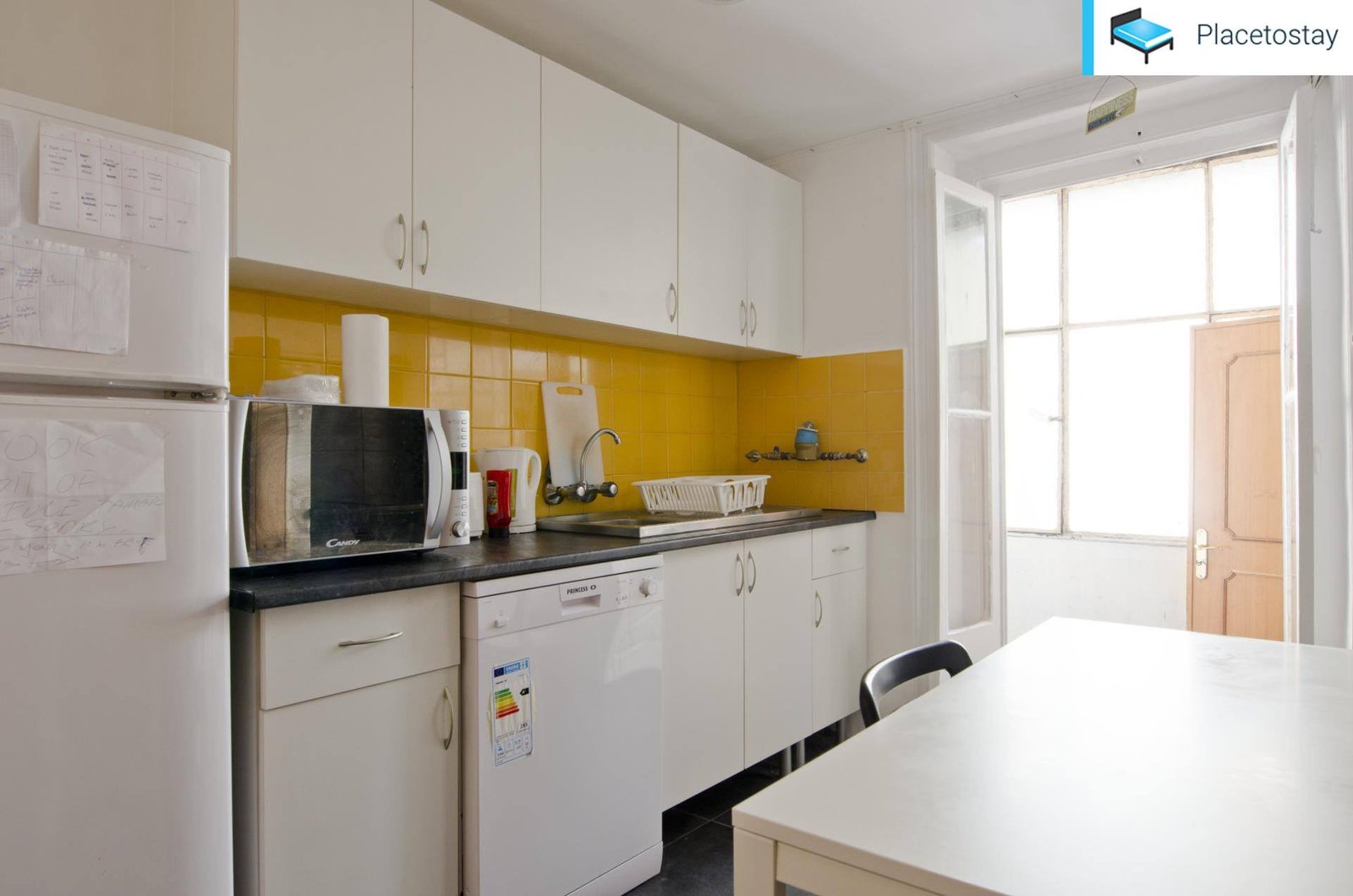 Bright & Beautiful Room 4 in São Jorge de Arroios — photo 7