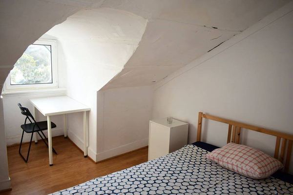 Bright & Beautiful Room 4 in São Jorge de Arroios — photo 23