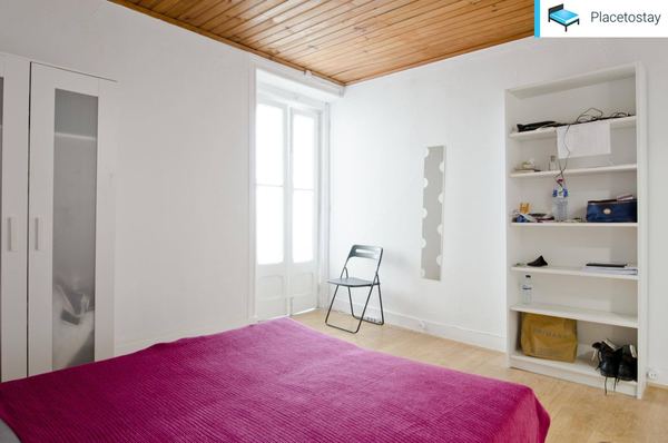Bright & Beautiful Room 4 in São Jorge de Arroios — photo 3