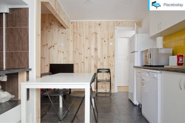 Bright & Beautiful Room 4 in São Jorge de Arroios — photo 6