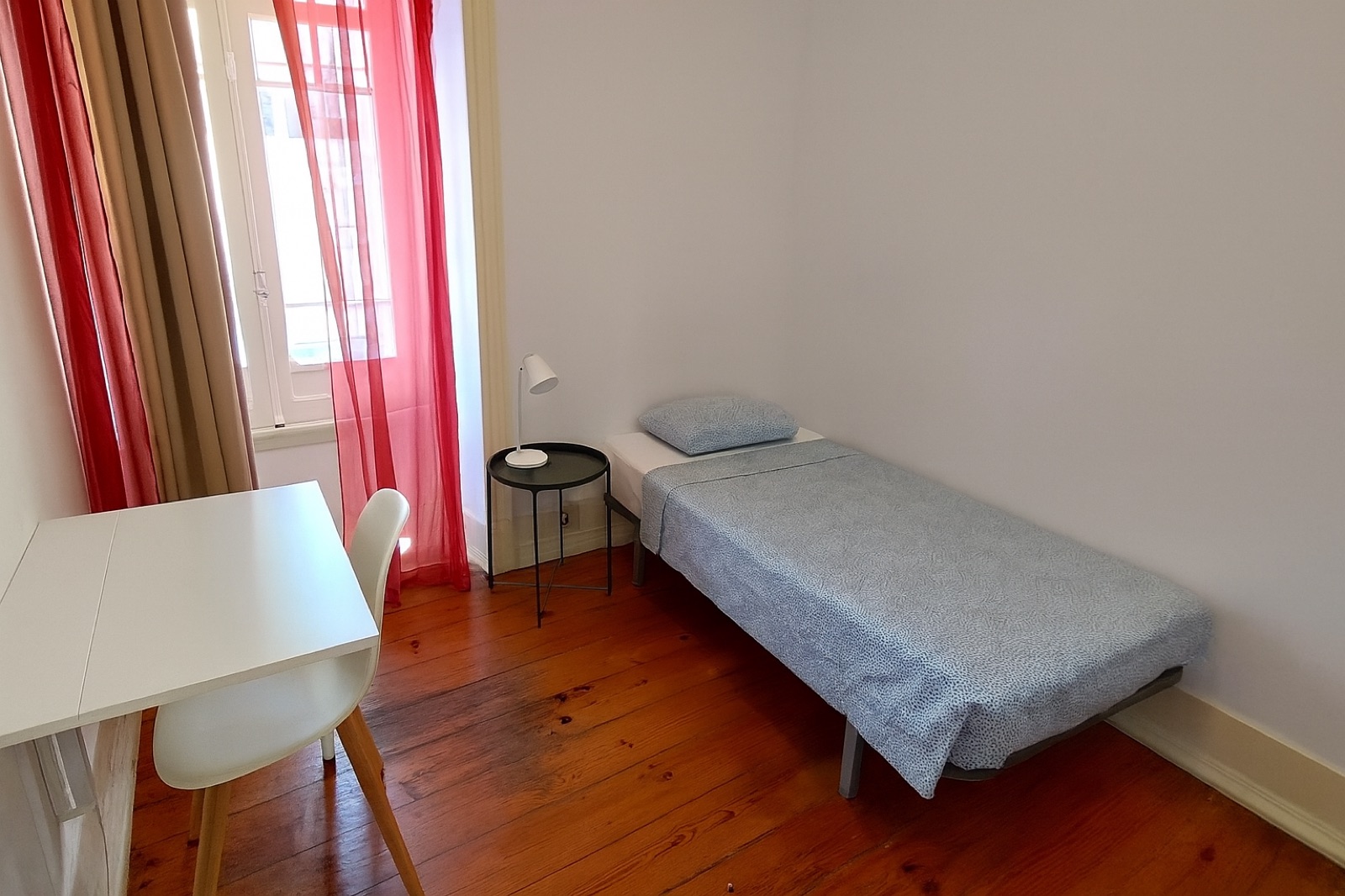 Single Room 1 — Santa Marta, Coração de Jesus