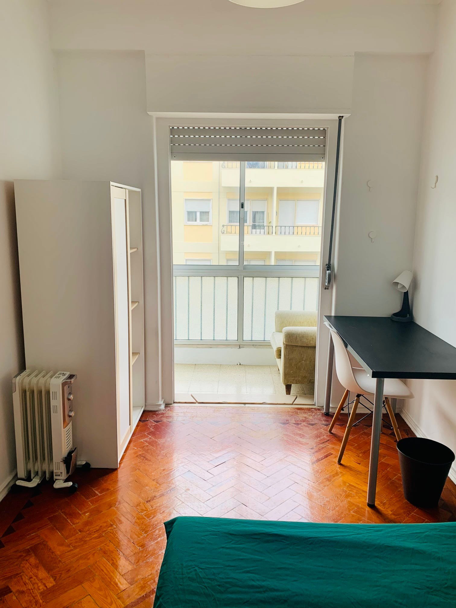 Comfortable Double Room 3 with Desk & Balcony Access — photo 16