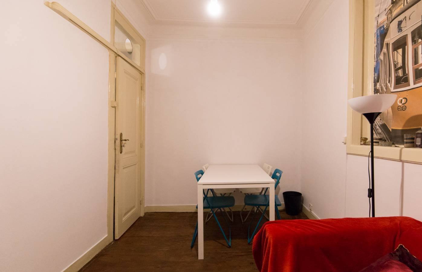 Bright & Cozy Single Room 5 with Natural Light — photo 12