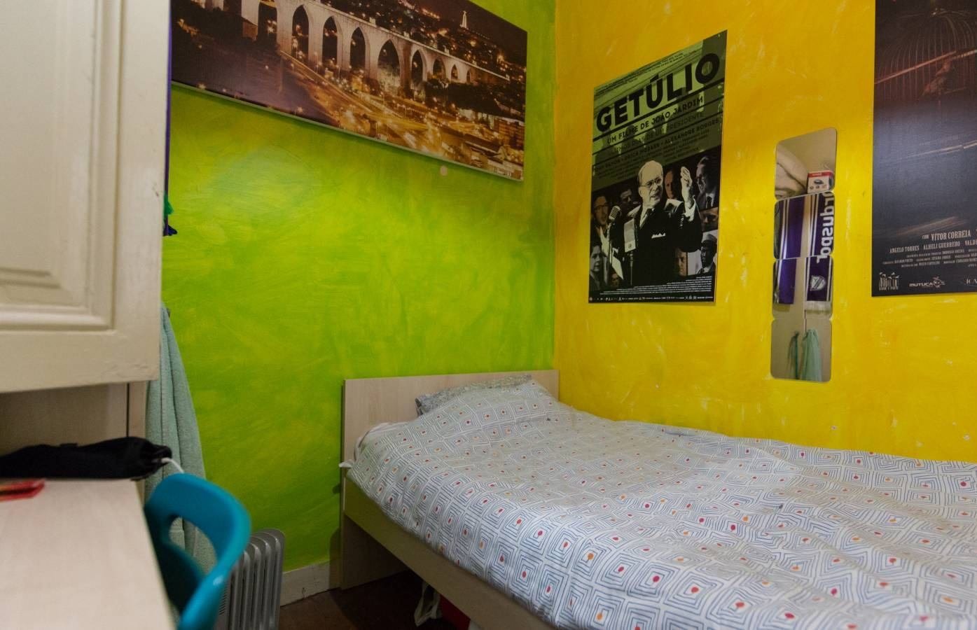 Bright & Cozy Single Room 5 with Natural Light — photo 32