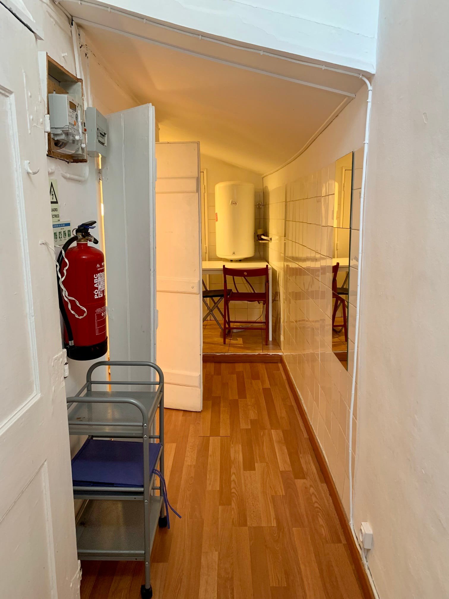 Studio Bedroom on Travessa da Cara — photo 5