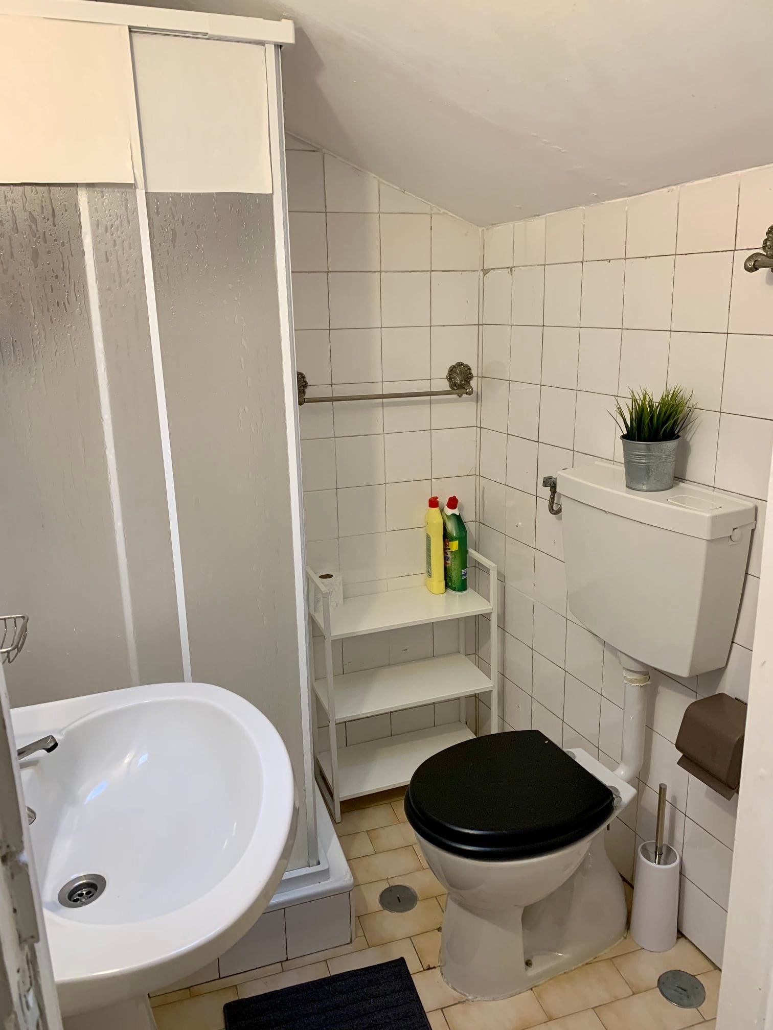 Studio Bedroom on Travessa da Cara — photo 8