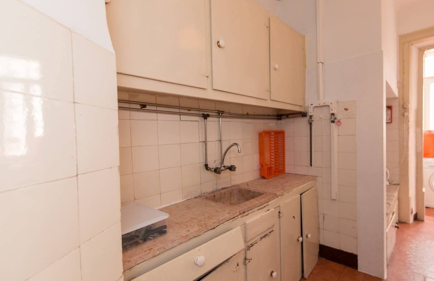 Inviting Double Room 3 with Natural Light — photo 16
