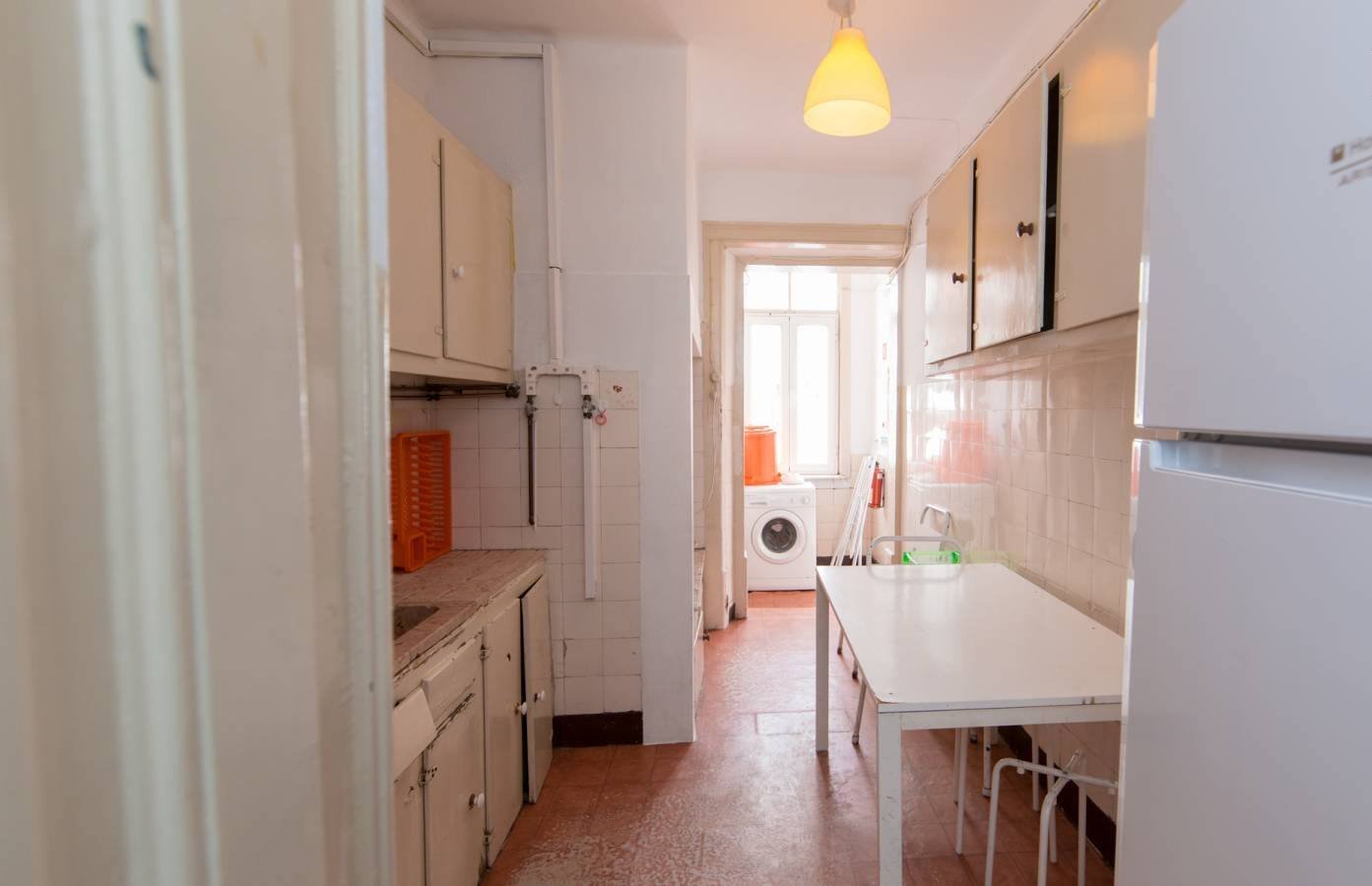Inviting Double Room 3 with Natural Light — photo 17