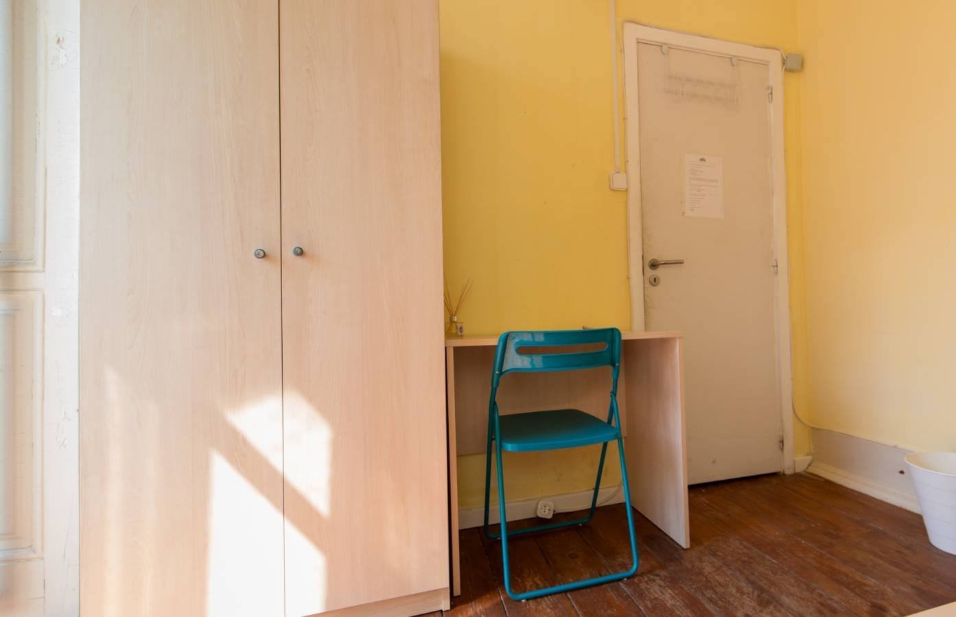 Inviting Double Room 3 with Natural Light — photo 24