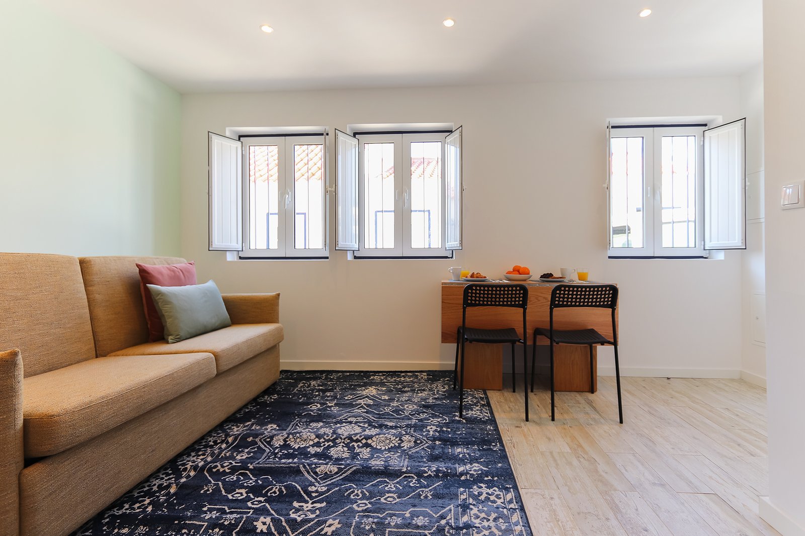 Studio Bedroom — photo 13