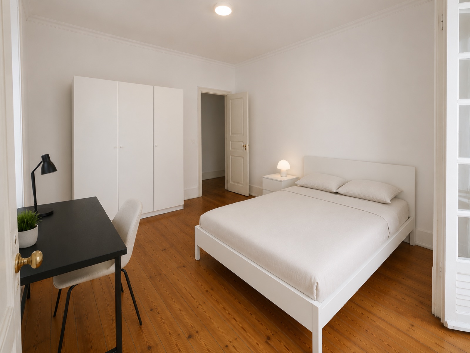 Single Room 5 — Santa Marta, Coração de Jesus