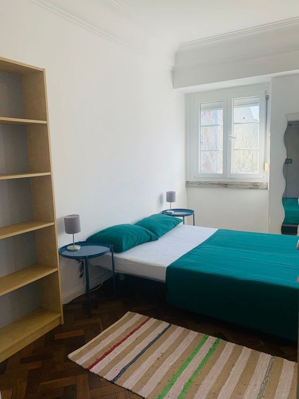Comfortable Single Room 2 with Desk & Balcony — photo 12