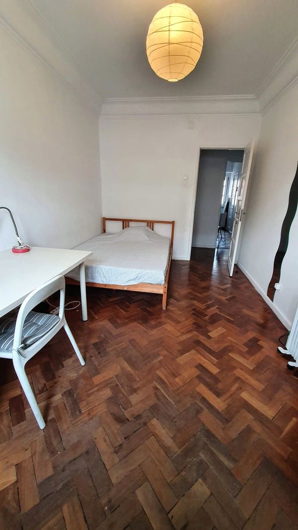 Comfortable Single Room 2 with Desk & Balcony — photo 15
