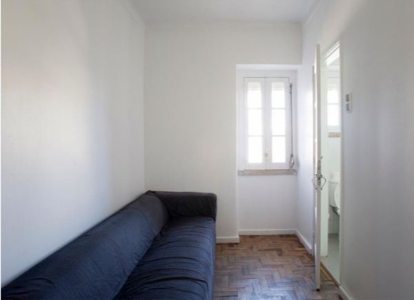 Comfortable Single Room 2 with Desk & Balcony — photo 20