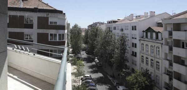 Comfortable Single Room 2 with Desk & Balcony — photo 26