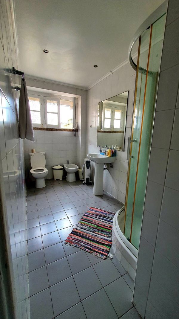 Comfortable Single Room 2 with Desk & Balcony — photo 8