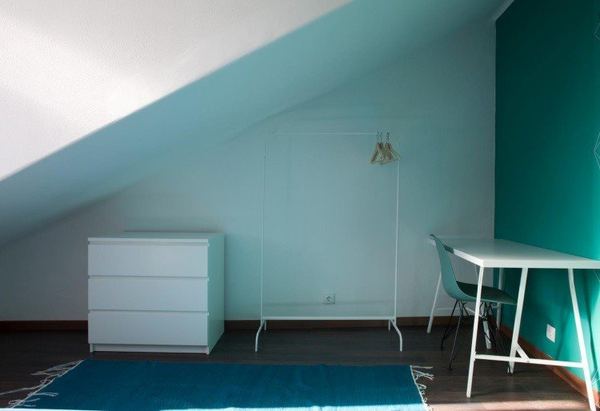 Cozy Single Room 1 with Desk & Terrace Access — photo 21