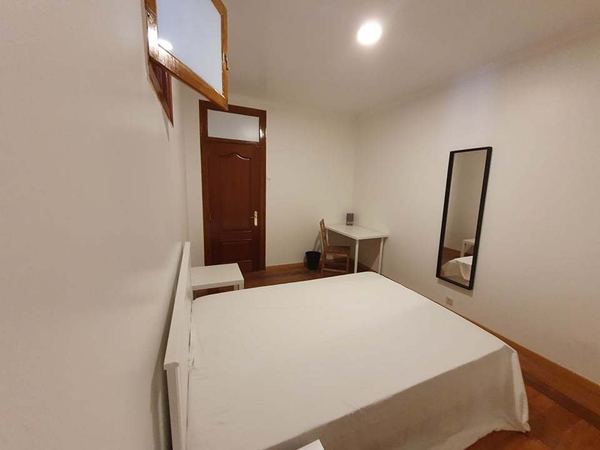 Bright Double Room 5 with Balcony — photo 20