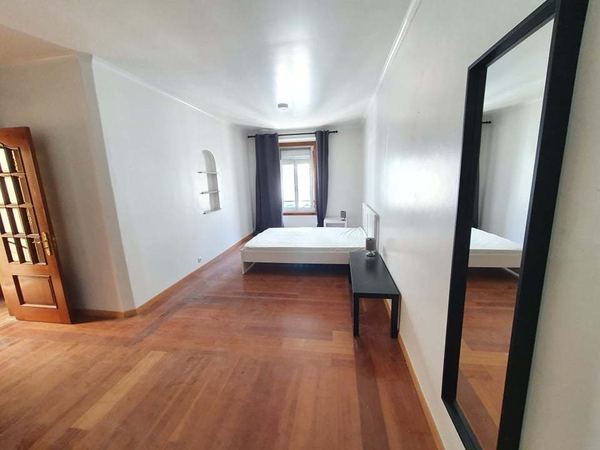 Bright Double Room 5 with Balcony — photo 19