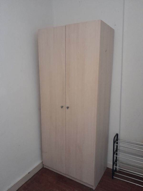 Light-Filled Single Room 8 with Furnishing — photo 14