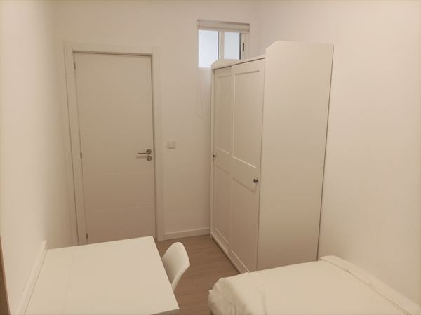 Cozy & Inviting Double Room 3 in Arroios — photo 31