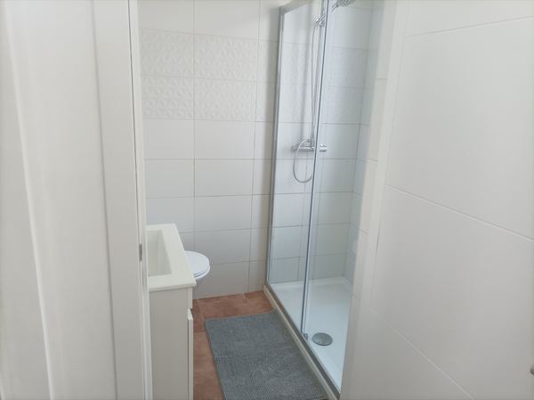 Cozy & Inviting Double Room 3 in Arroios — photo 41