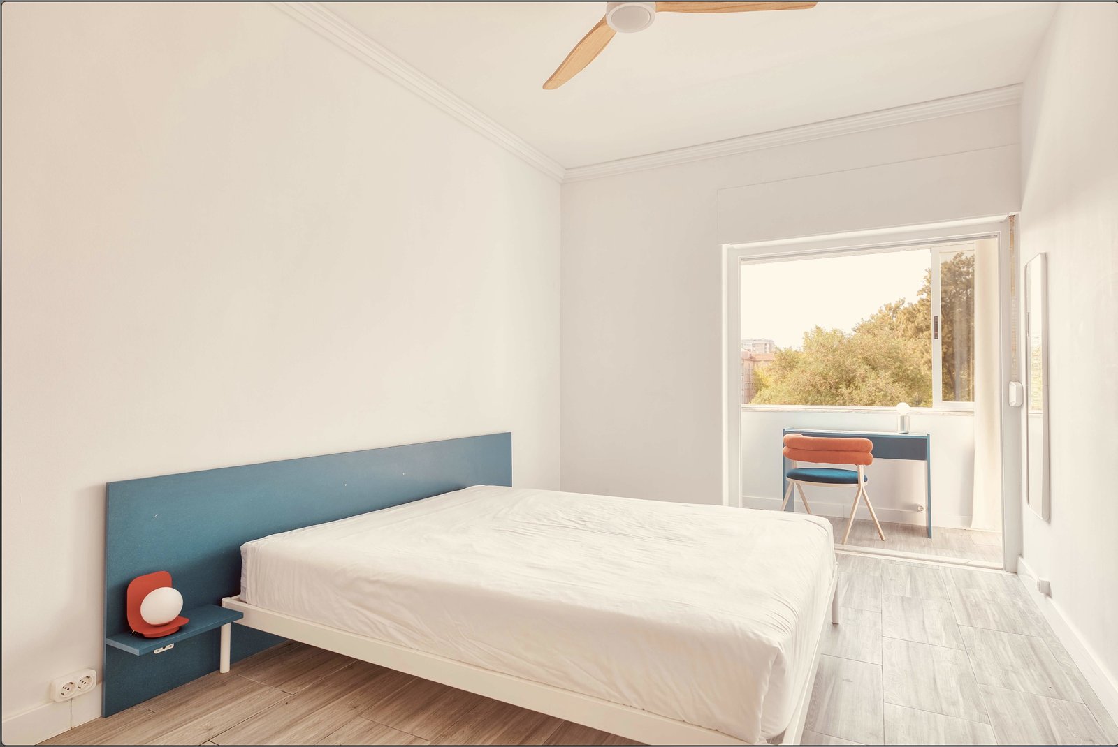 Bright Double Room 1 with Modern Furnishing — Erasmus Spot D, São Domingos de Benfica