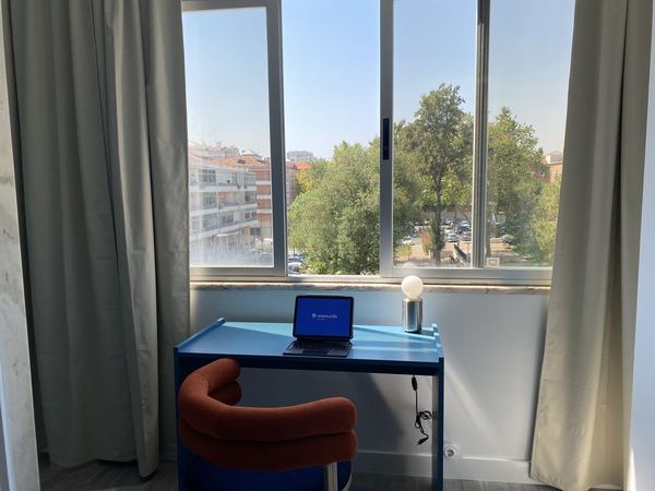 Stylish Single Room 2 with Natural Light — photo 17