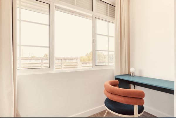 Stylish Single Room 2 with Natural Light — photo 31