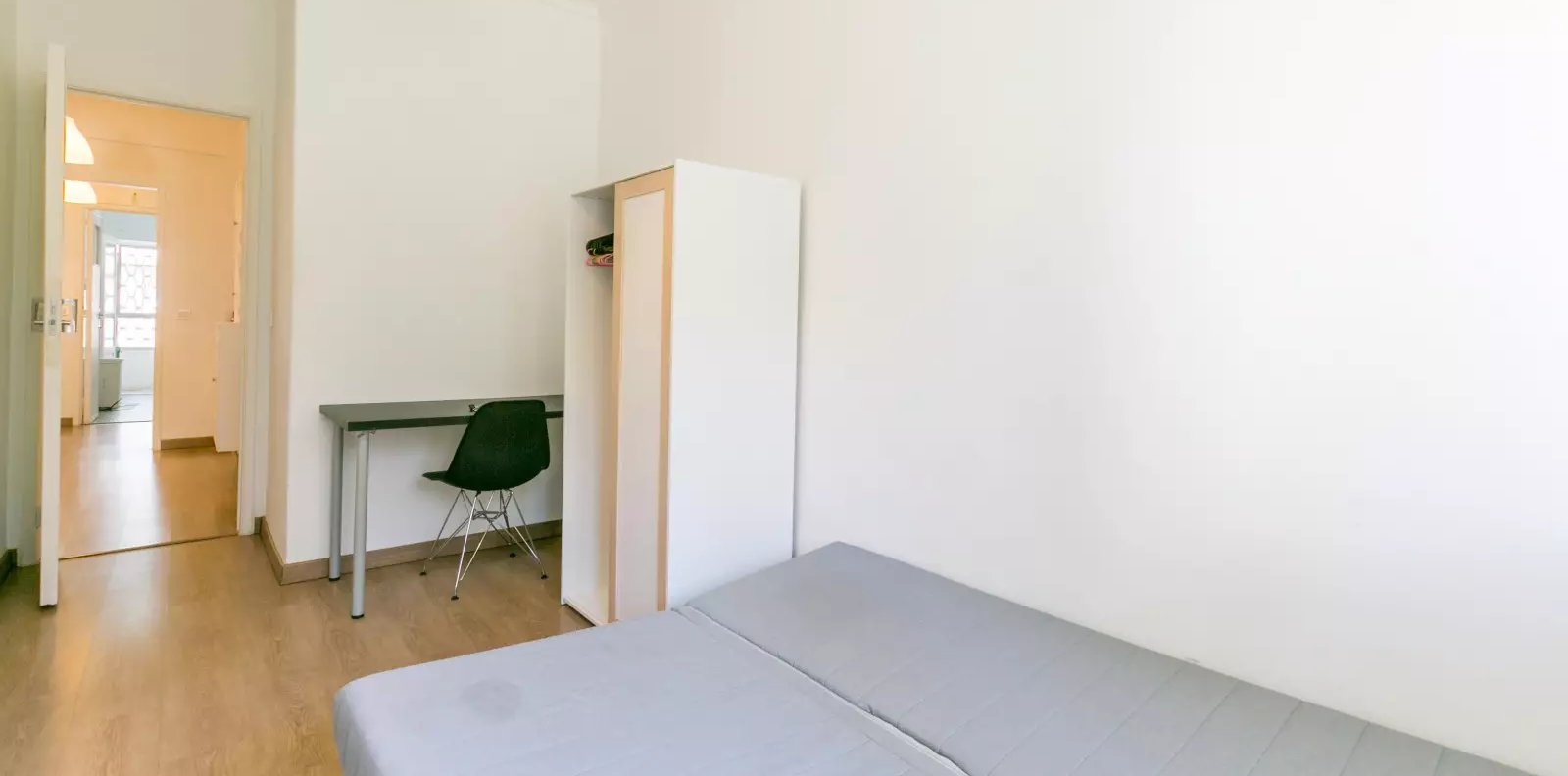 Sunny Double Room 3 — Flat Q, São Domingos de Benfica