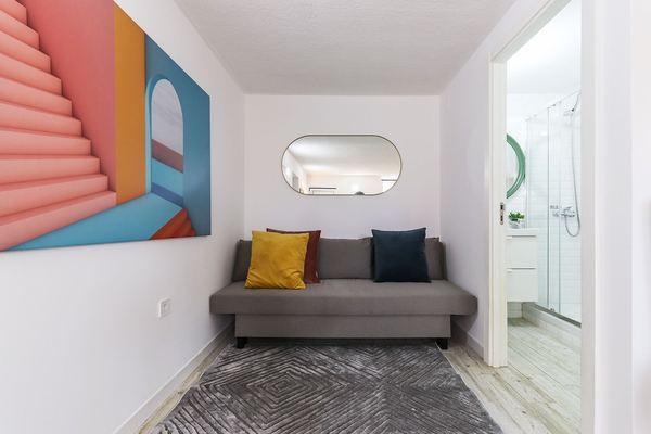 Studio Bedroom — photo 9