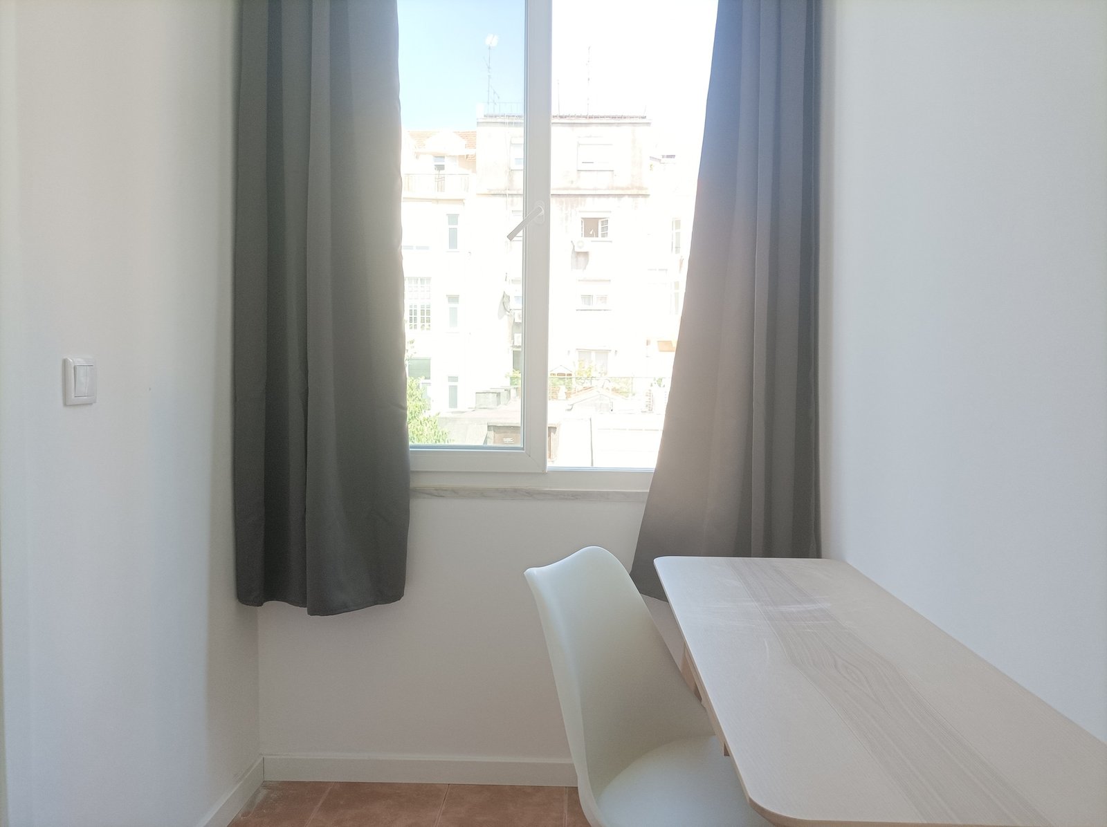 Bright & Comfortable Double Room 1 in a 6-bedroom Shared Apartment — photo 41