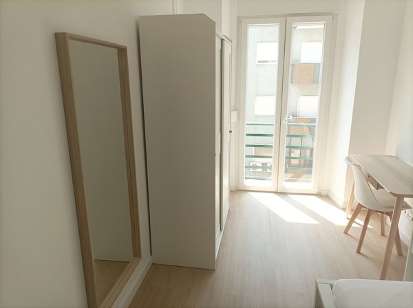 Single-Bed Room (5) in Student Shared Apartment — photo 21