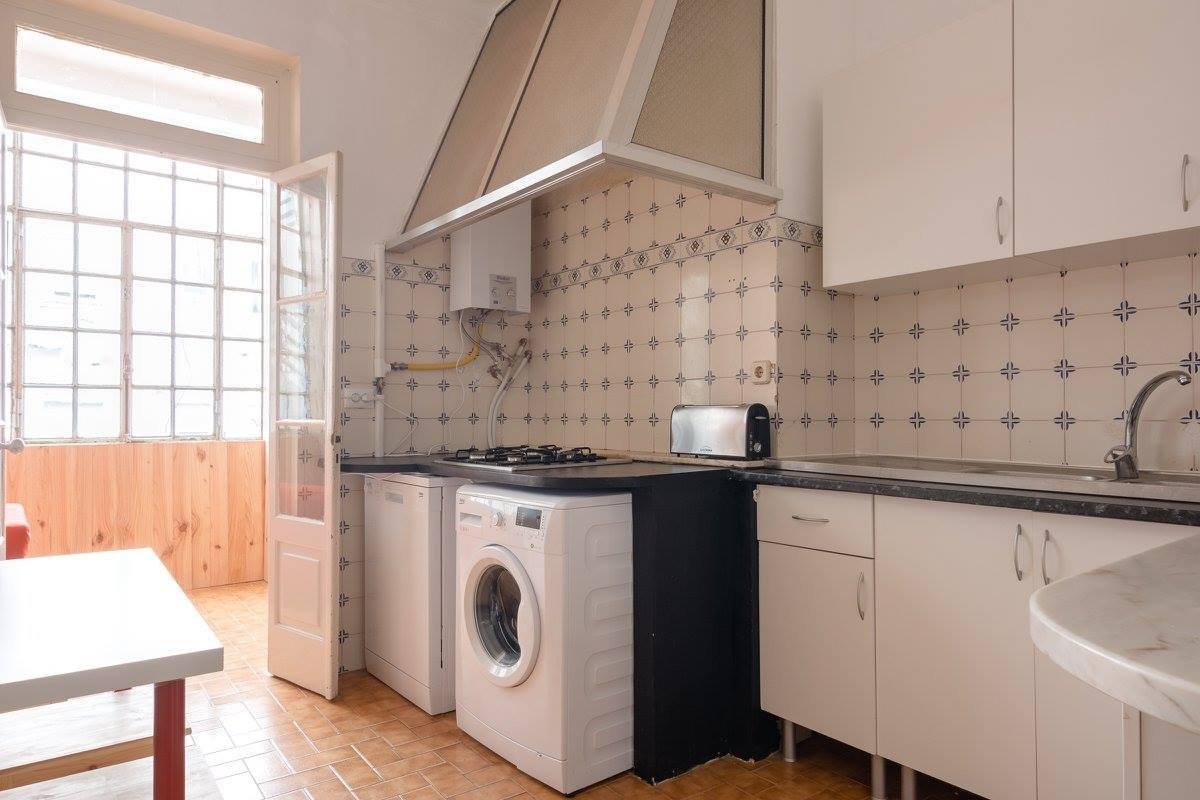 Bright Single Room 4 with Natural Light — photo 4