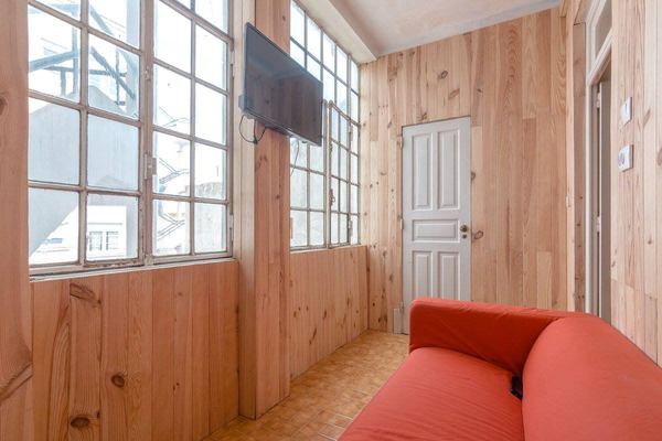 Charming Double Room 3 with Warm Style — photo 11