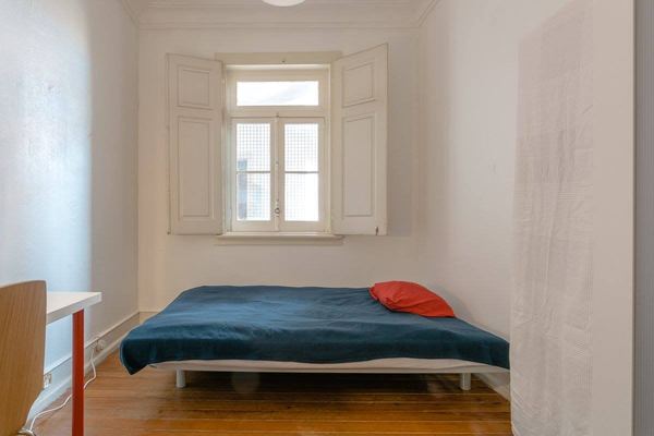 Charming Double Room 3 with Warm Style — photo 36