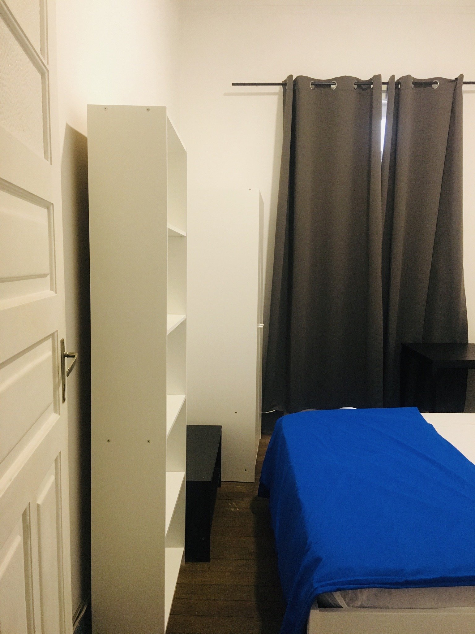 Modern Double Room 6 with Natural Light — photo 2