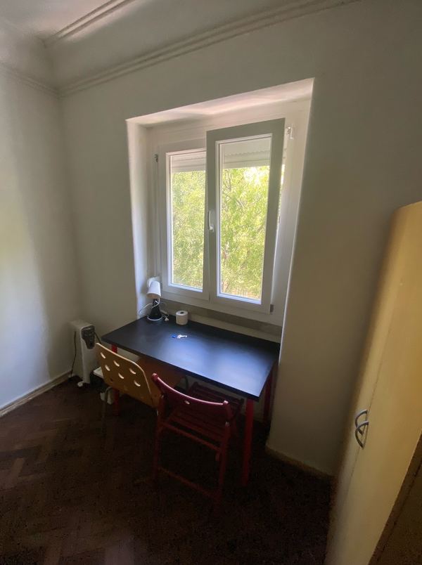 Spacious Light-filled Double-Bed Room 3 in Arroios — photo 32