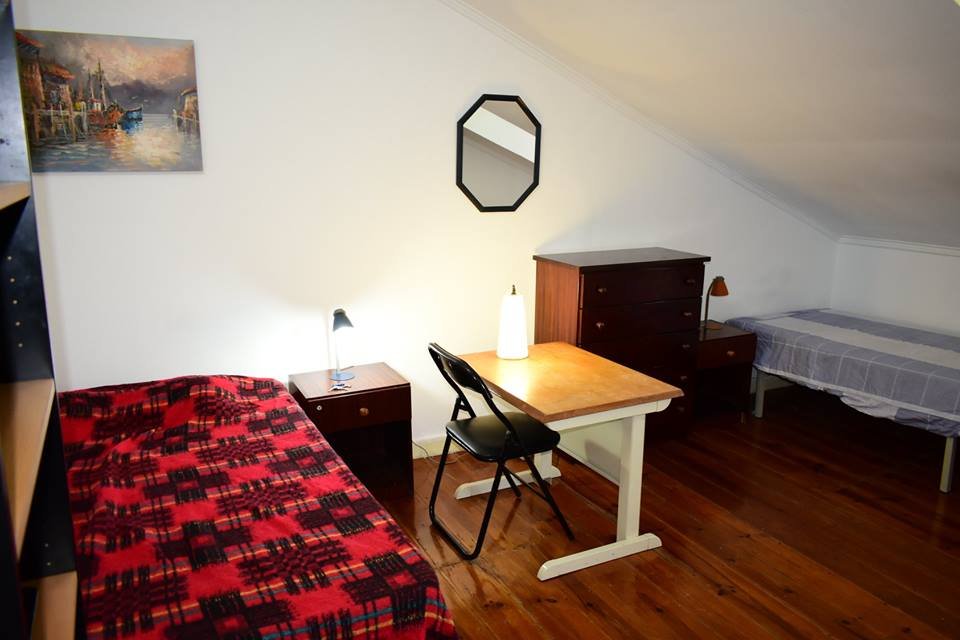 Flat P apartment building — Anjos, Lisbon