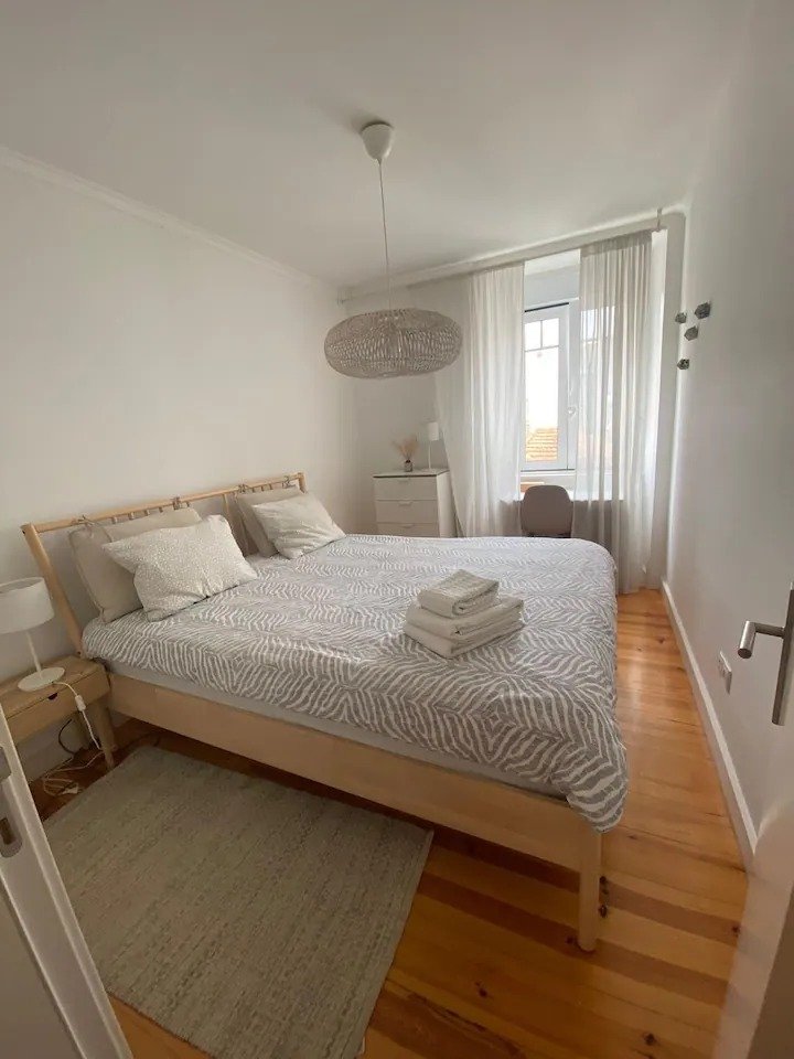 Charming 2 Bedroom Apartment — Amoreira Flat, Santa Isabel