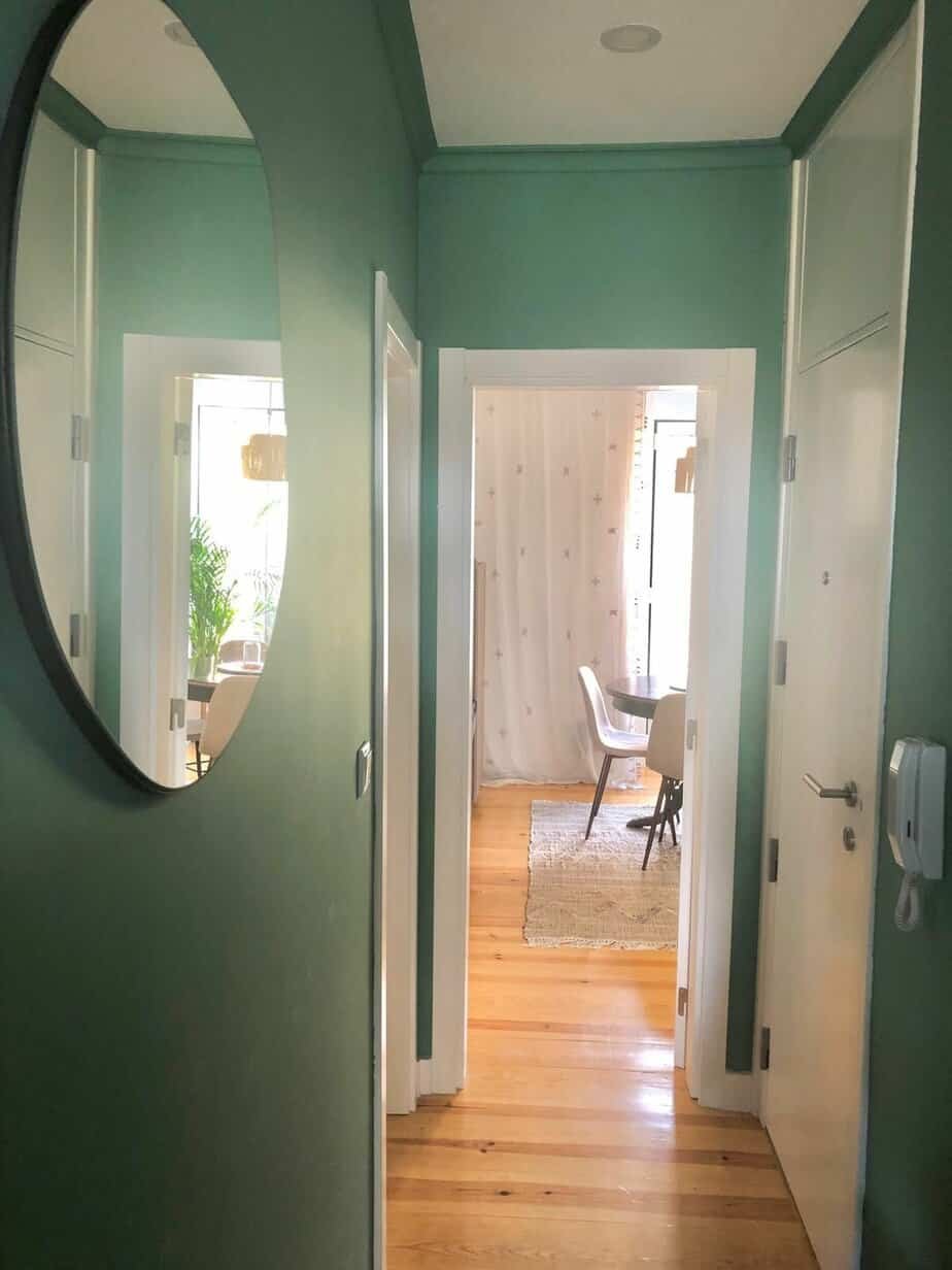 Charming 2 Bedroom Apartment — photo 12