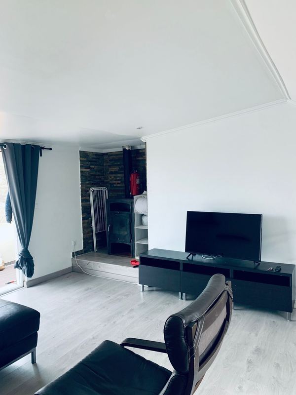 Room 2 - Bright Double Room with Natural Light — photo 15