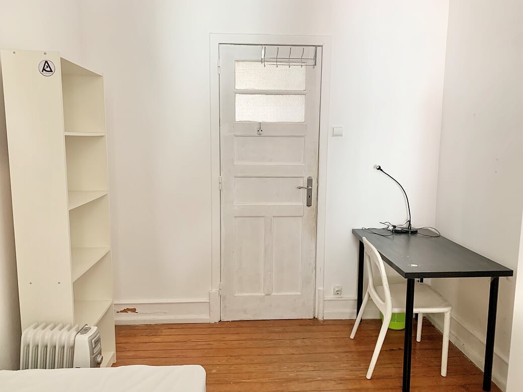 Cozy Double Room 1 with Shared Terrace — photo 15